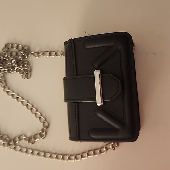 Small crossbody - Picture 2 of 4